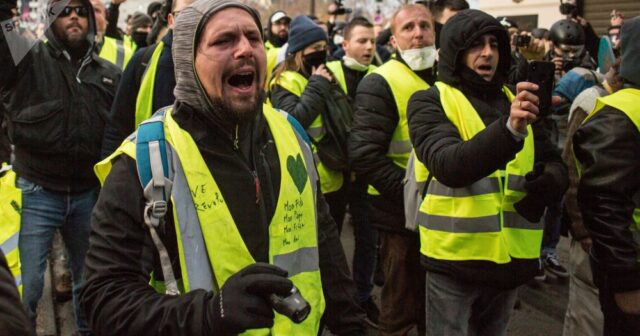 فرنسا: سبت جديد لـ"السترات الصفراء"