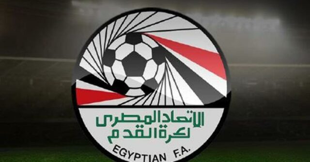 أزمة جديدة بين الأهلي والاتحاد المصري لكرة القدم