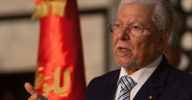 الطيب البكوش: تونس خسرت زعيما في فترة حساسة