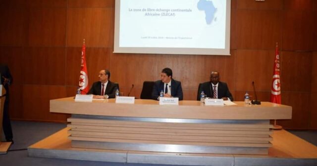 وزير التجارة: تونس لن تُطبّق فورا اتفاقية منطقة التجارة الحرة الافريقية