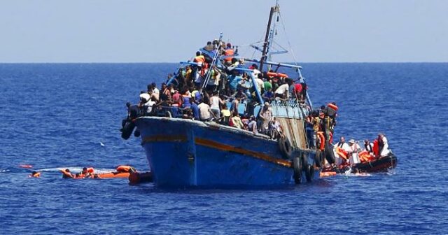 غرق مركب مهاجرين قبالة سواحل صفاقس: وفاة شخص وفقدان 14 آخرين