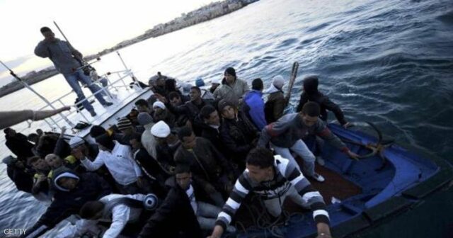 منتدى الحقوق الاقتصادية: إيطاليا تضغط على تونس لتحويلها إلى منصة إيواء المهاجرين