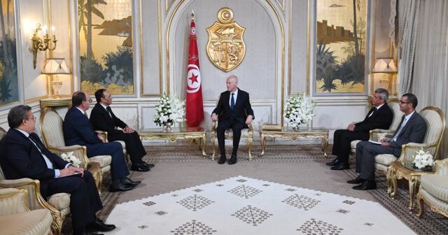 قيس سعيد يستقبل رئيسي برلمان المغرب ومجلس مستشاريه