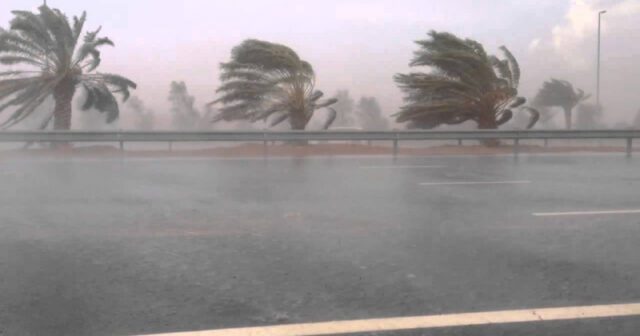 معهد الرصد الجوي يحذّر من أمطار غزيرة وصواعق ورياح قوية اليوم