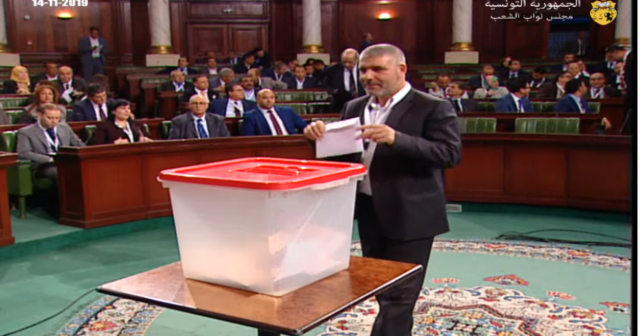 انطلاق التصويت لانتخاب النائب الثاني لرئيس البرلمان