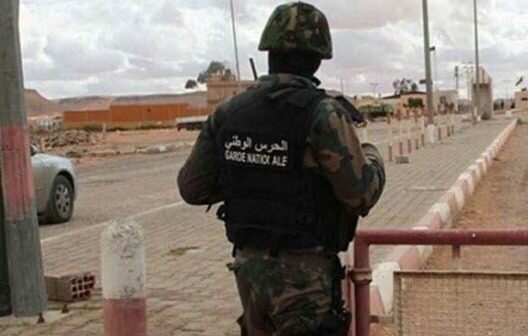 القبض على 12 سوريّا كانوا بصدد اجتياز الحدود قادمين من الجزائر