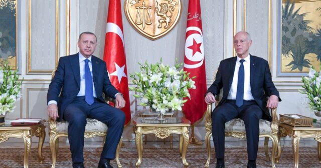 أردوغان : في ليبيا لسنا ضيوفا بلا دعوة.. وطلبت من بوتين وميركل دعوة تونس