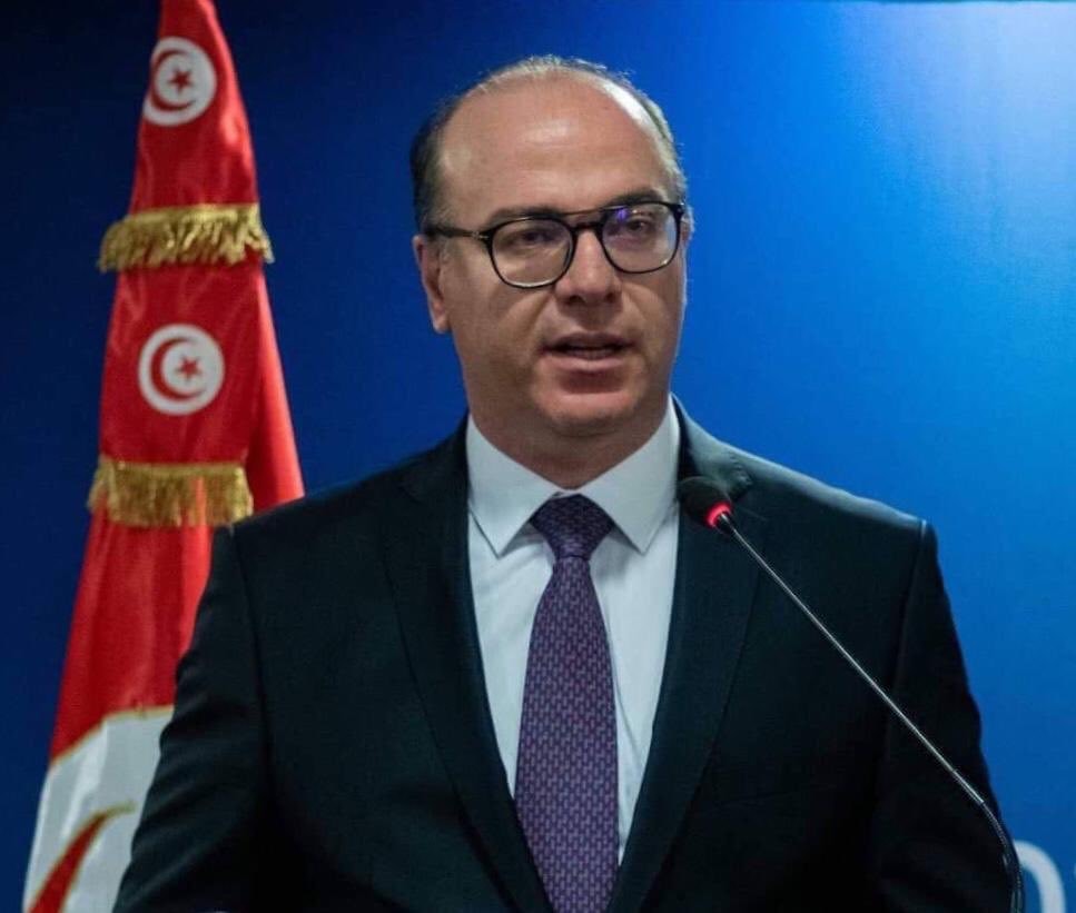 استثنى منها قلب تونس: الفخفاخ يُجري مشاورات مع رؤساء 8 أحزاب