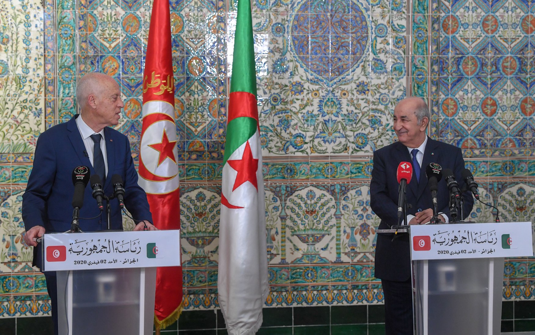 تبون إثر محادثاته مع سعيّد: تونس والجزائر بداية الحلّ للأزمة الليبيّة و"صفقة القرن" مرفوضة