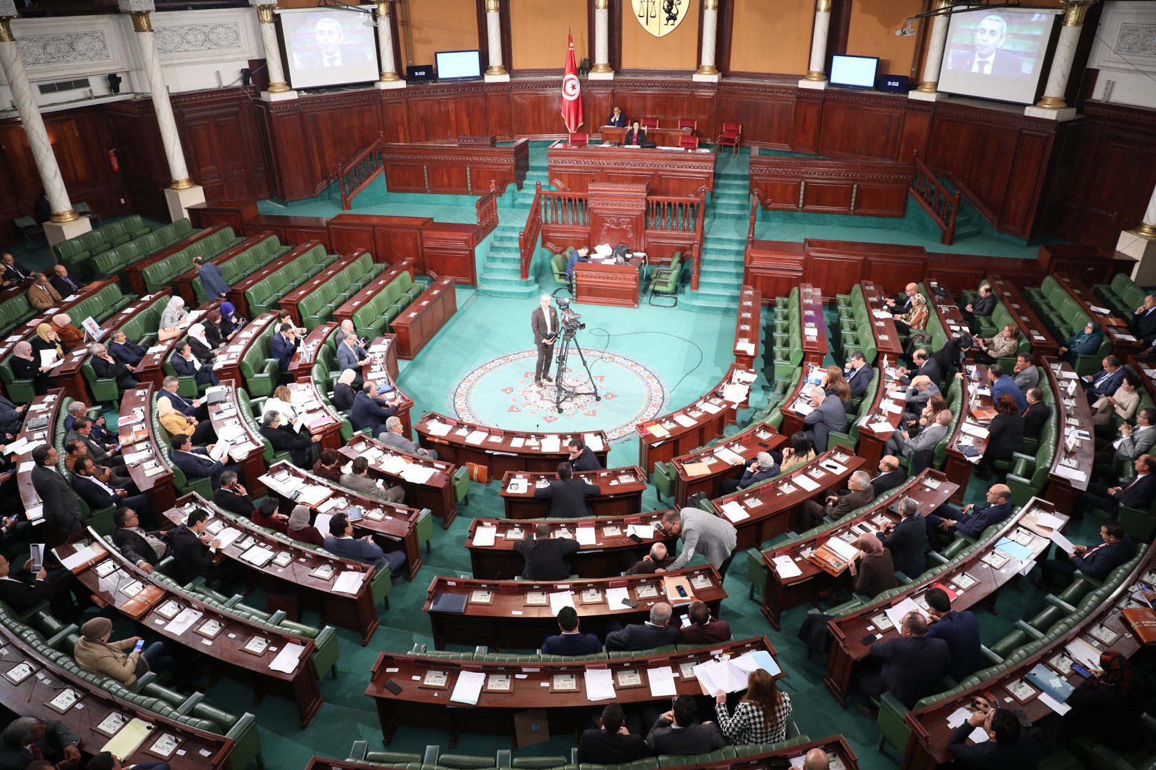 البرلمان يُصادق على قرض لتمويل ميزانية الدولة