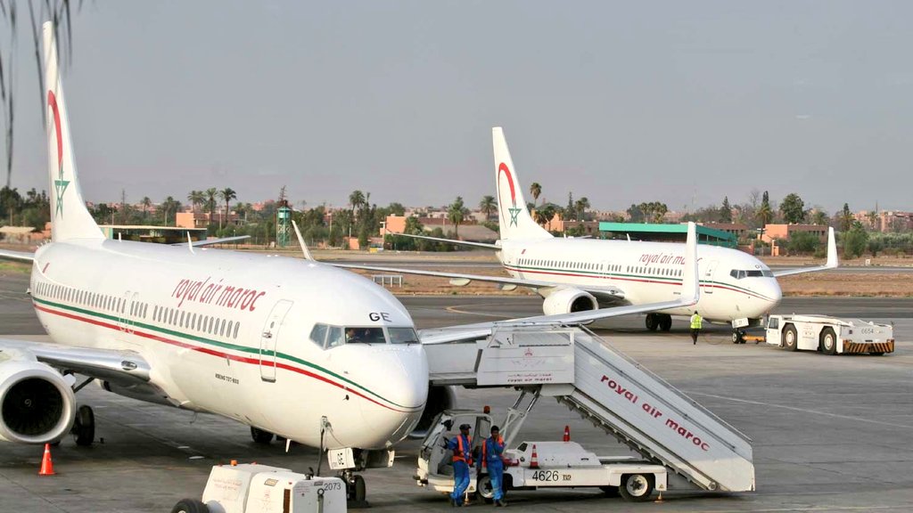 المغرب: تعليق الرحلات الجوية مع 9 دول منها الجزائر