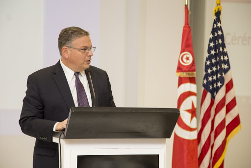 السفارة الأمريكية تُعلن عن دعم اضافي لتونس لمجابهة كورونا