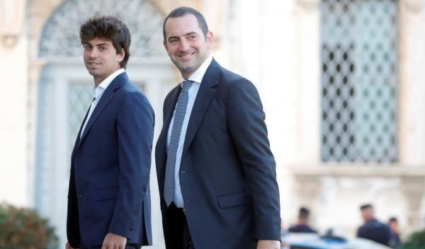 وزير الرياضة الإيطالي يُقرّ بصعوبة استئناف الكالشيو