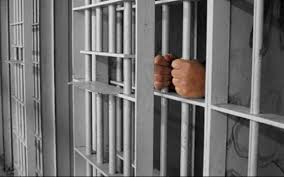 جندوبة: السجن لـ15 فردا بتهمة نقل أشخاص خلسة من مناطق موبوءة