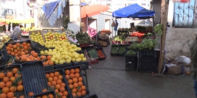 بلدية رواد تُطلق صيحة فزع بسبب اكتظاظ الأسواق وتدعو الوالي للتدخل