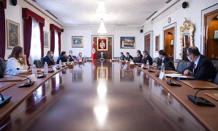 رئاسة الحكومة: جلسة وزارية حول برامج التمكين الاجتماعي والاقتصادي