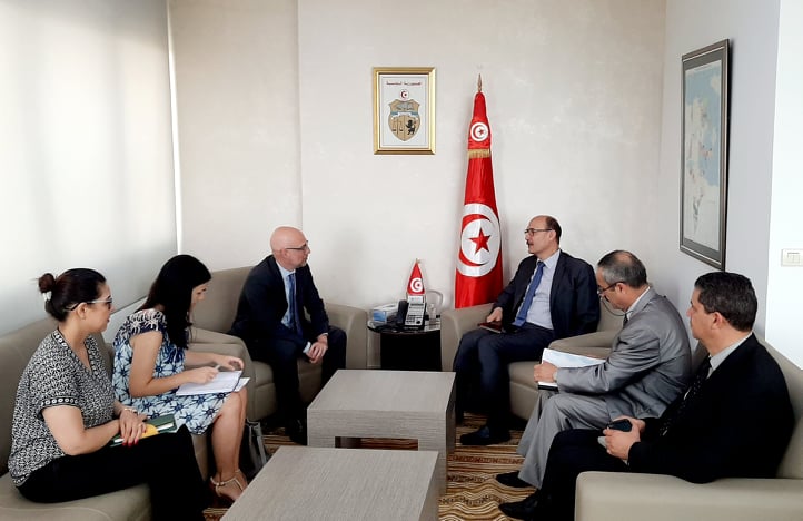 اتفاق تونسي إيطالي للتسريع في إنجاز خط الكهرباء تحت البحر