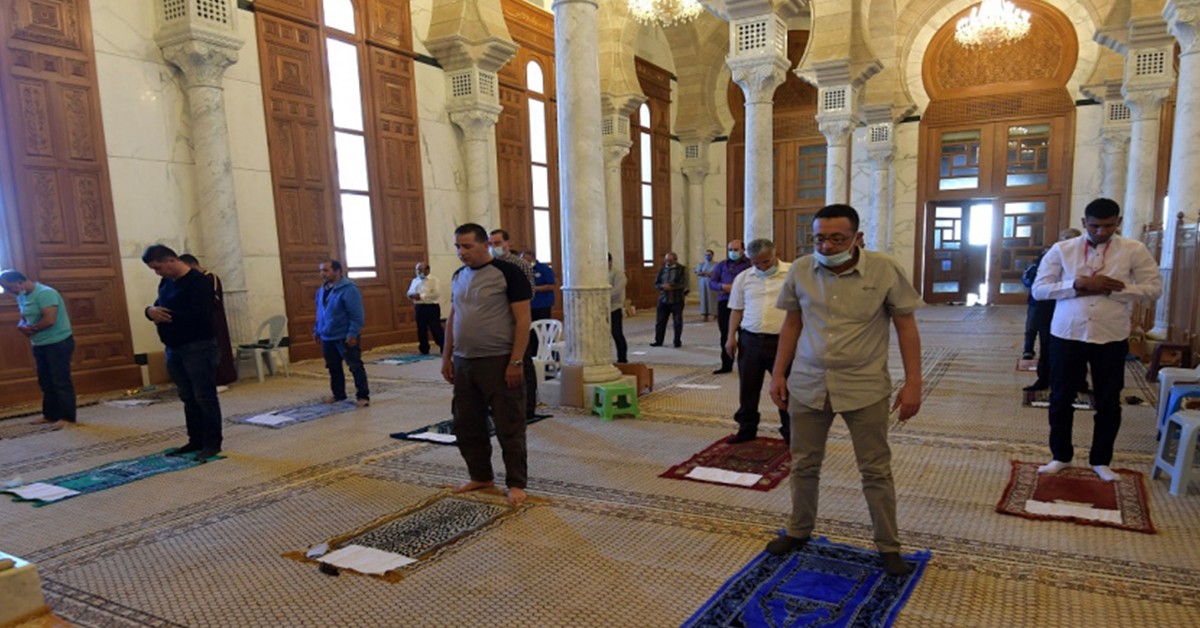 وزارة الشؤون الدينية تُذكّر رُوّاد المساجد بضرورة الالتزام بشروط حفظ الصحّة
