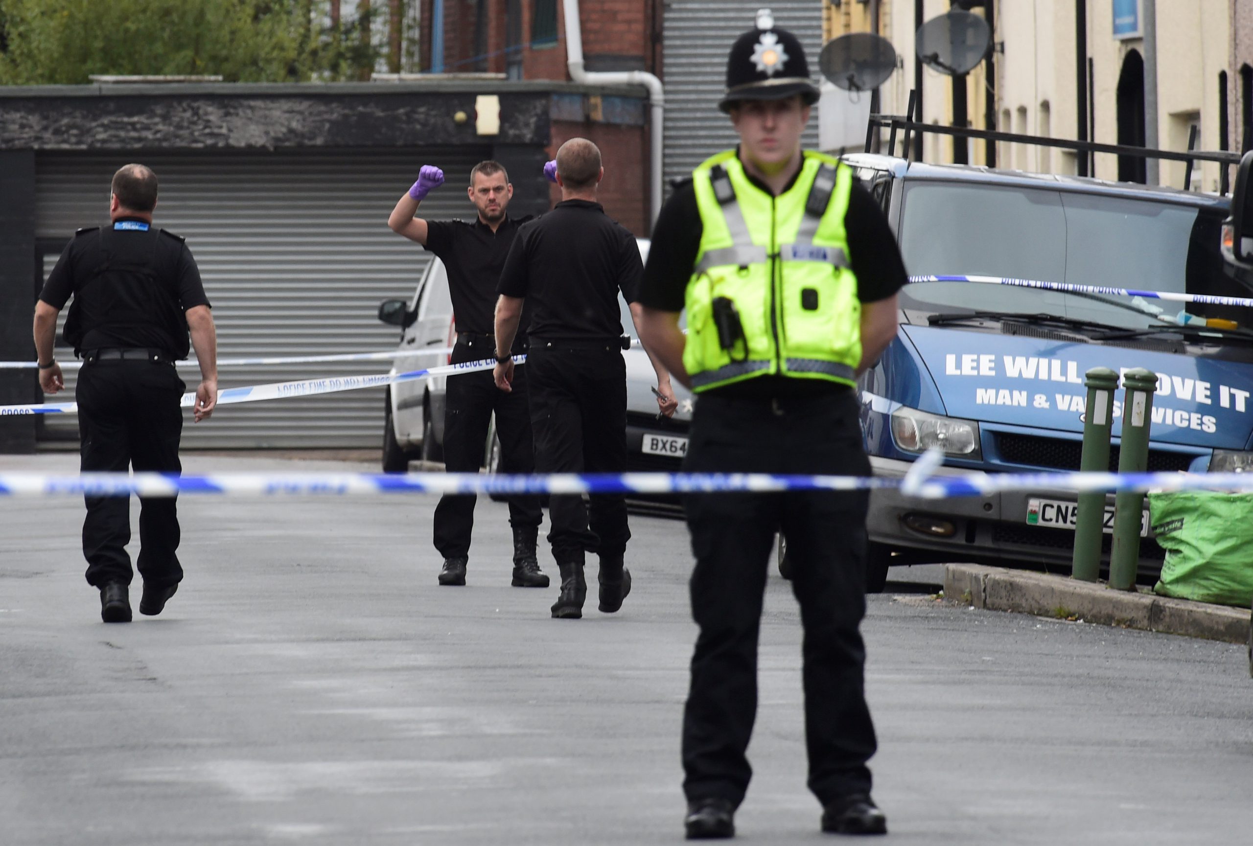 الشرطة تصفها بالعملية الكبرى: غلق مناطق ببريطانيا بسبب سلسلة عمليات طعن
