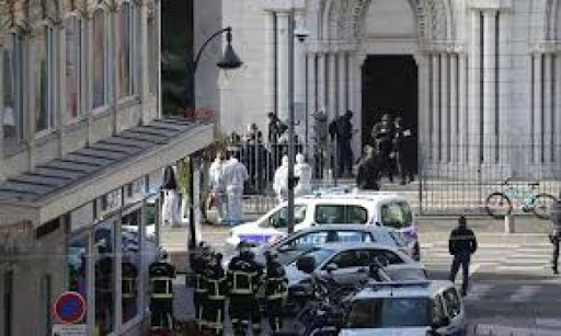 مصادر قضائية فرنسية: هوية مُنفّذ عملية نيس الإرهابية لم تتأكد رسميا