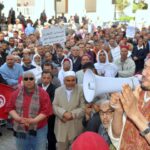 مُوظّفو وأعوان وزارة الشؤون الدينية يحتجّون ويُلوّحون باعتصام وبإضرابات جوع