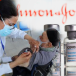 اللجنة المدنية تحثّ الحكومة على استعمال لقاح "جونسون اند جونسون" وعلى برمجة حملة تلقيح لتطعيم 200 ألف تونسي يوميّا