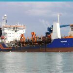 تُعد ثالث أكبر ناقل بحري بالعالم: شركة  CMA CGM الفرنسية تُعلن مقاطعة ميناء رادس