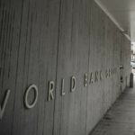 البنك الدولي: انخفاض التدفقات المالية على تونس بنسبة 26% وارتفاع الديون الى 118 مليار دينار السنة الفارطة