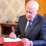 قيس سعيد يُلمّح الى إلغاء تنظيم قمة الفرنكوفونية في تونس