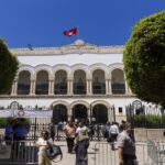 محكمة تونس: الاحتفاظ بـ8 أشخاص منهم وزير فلاحة سابق إثر شبهة في صفقة تفوق 800 ألف دينار