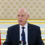 سعيّد: أدعو التونسيين في تونس أو خارجها للمساهمة في ايجاد التوازنات المالية المطلوبة للخروج من الأزمة