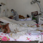 مدير عام بوزارة الصحة: اعادة تفعيل 4 مستشفيات ميدانية وعدد المُقيمين جراء الاصابة بكورونا قفز في شهر من 100 الى 1200