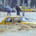 والي توزر: منع الجولان بعدد من الطرقات تحسبا لفيضان الأودية والكميات المسجلة من الأمطار لم تشهدها الولاية منذ 2009