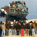 فجر اليوم الاحد: وصول 1000 مهاجر غير شرعي خلال ساعات في 15 قاربا قادمين من تونس وليبيا والموت يهدد المئات