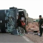 الجزائر: 10 قتلى و42 جريحا في انقلاب حافلة