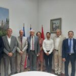 سفارة فرنسا: الوضع الاقتصادي والاجتماعي بتونس محور لقاء السفير بأصحاب المشاريع الفرنسية