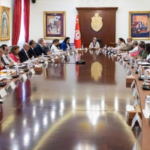 مجلس الوزراء يُصادق على 8 مشاريع مراسيم و12 أمرا رئاسيا