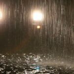 طقس الليلة: أمطار رعدية ورياح قوية قد تصل إلى 100 كلم في الساعة