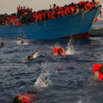 "رويترز": مقتل 5 مهاجرين أفارقة وفقدان 10 آخرين على الاقل في غرق مركب " حرقة" بسواحل صفاقس