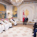 وكالة الانباء القطرية : قيس سعيّد يستقبل رئيس مجلس الوزراء القطري بحضور وزراء وكبار المسؤولين