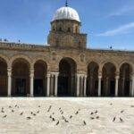 154-131734-tunisia-corona-virus-zaytuna-mosque_700x400