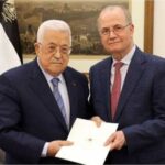 الرئيس الفلسطيني محمود عباس ورئيس الحكومة الجديد